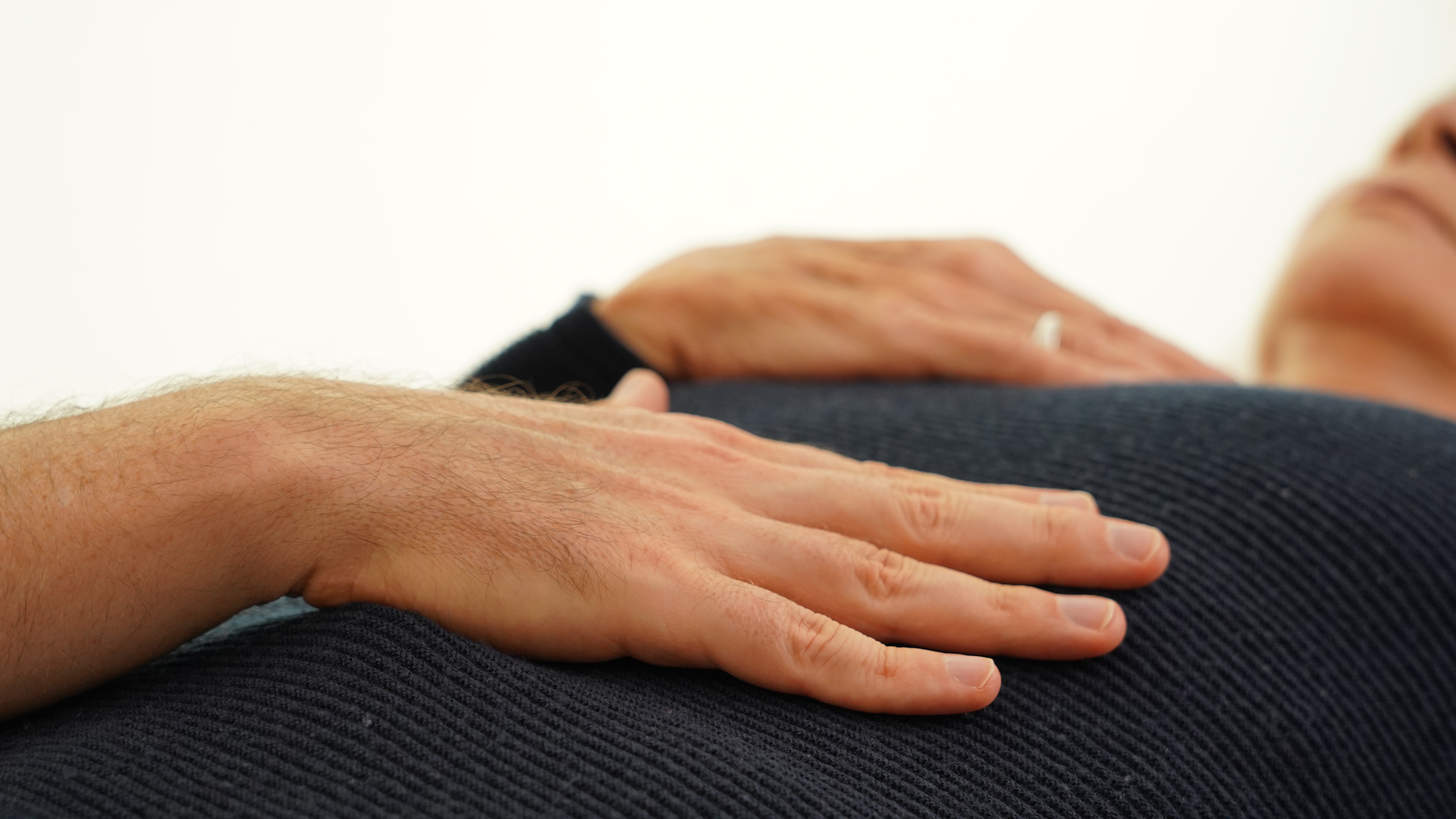 text|Craniosacrale Therapie||color|white||shadow|#000||position|center